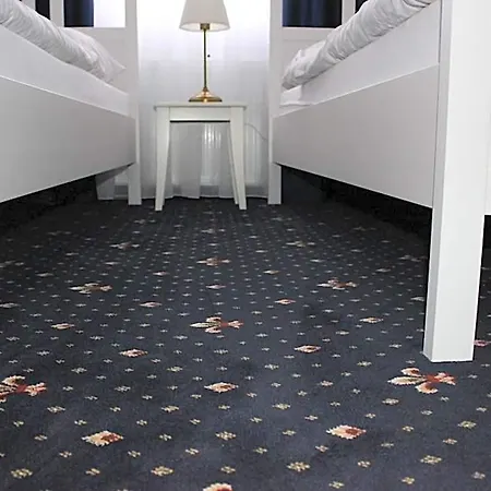 Hotel Amadeus 3*