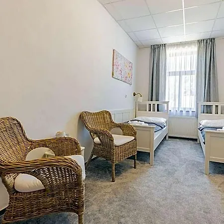 Amadeus Hotel 3*