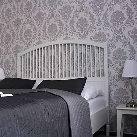Amadeus Hotel