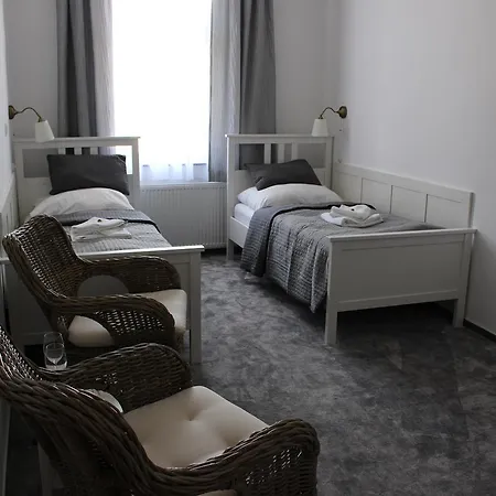 Hotel Amadeus 3*